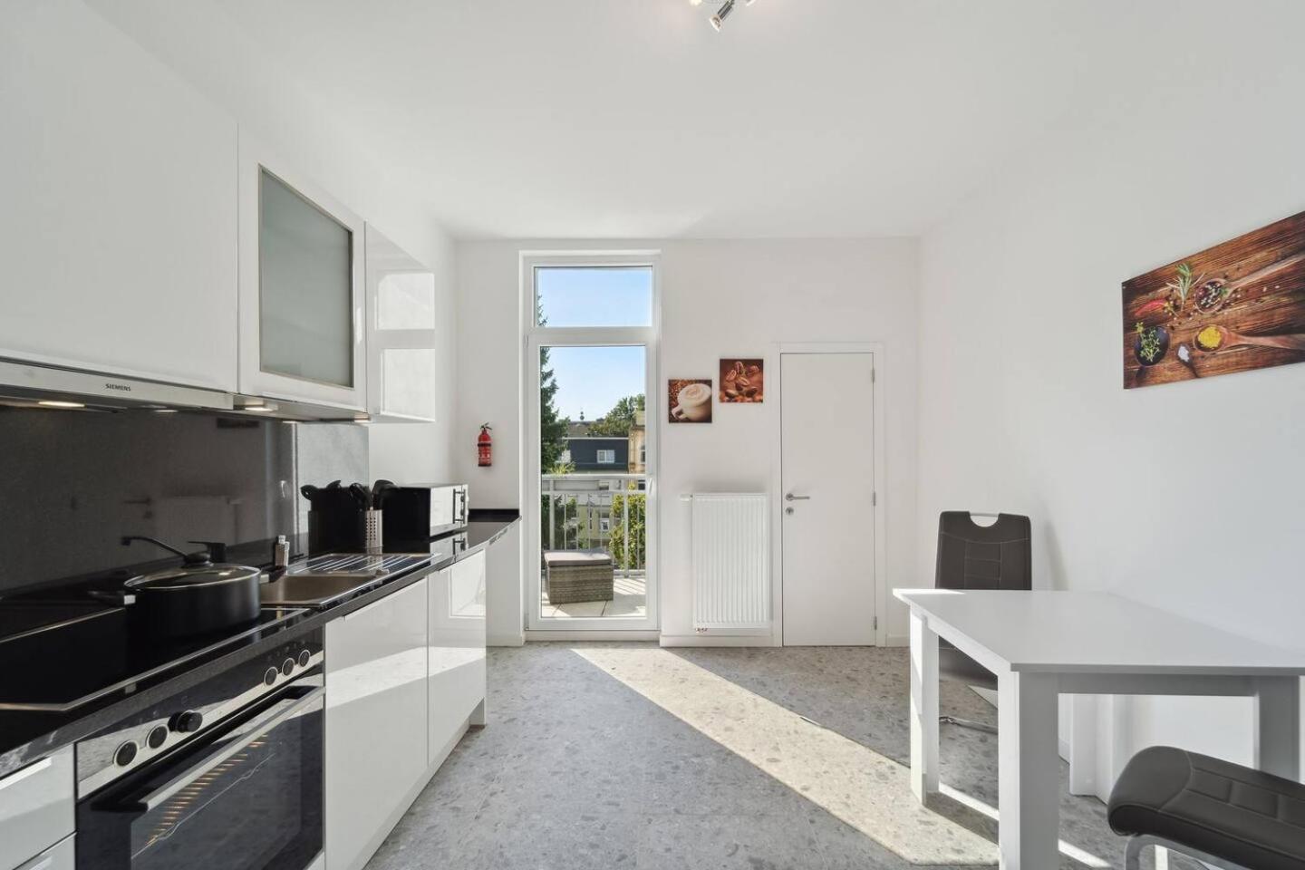 Infinity Stay Ferienapartments Rheinstrasse Wilhelmshaven Luaran gambar