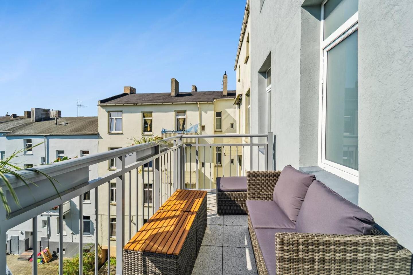 Infinity Stay Ferienapartments Rheinstrasse Wilhelmshaven Luaran gambar