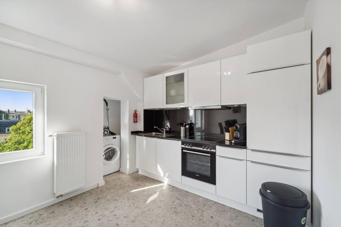 Infinity Stay Ferienapartments Rheinstrasse Wilhelmshaven Luaran gambar