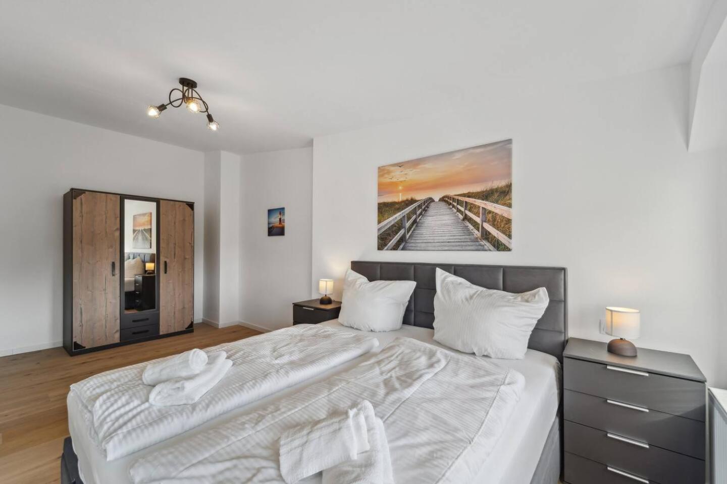 Infinity Stay Ferienapartments Rheinstrasse Wilhelmshaven Luaran gambar