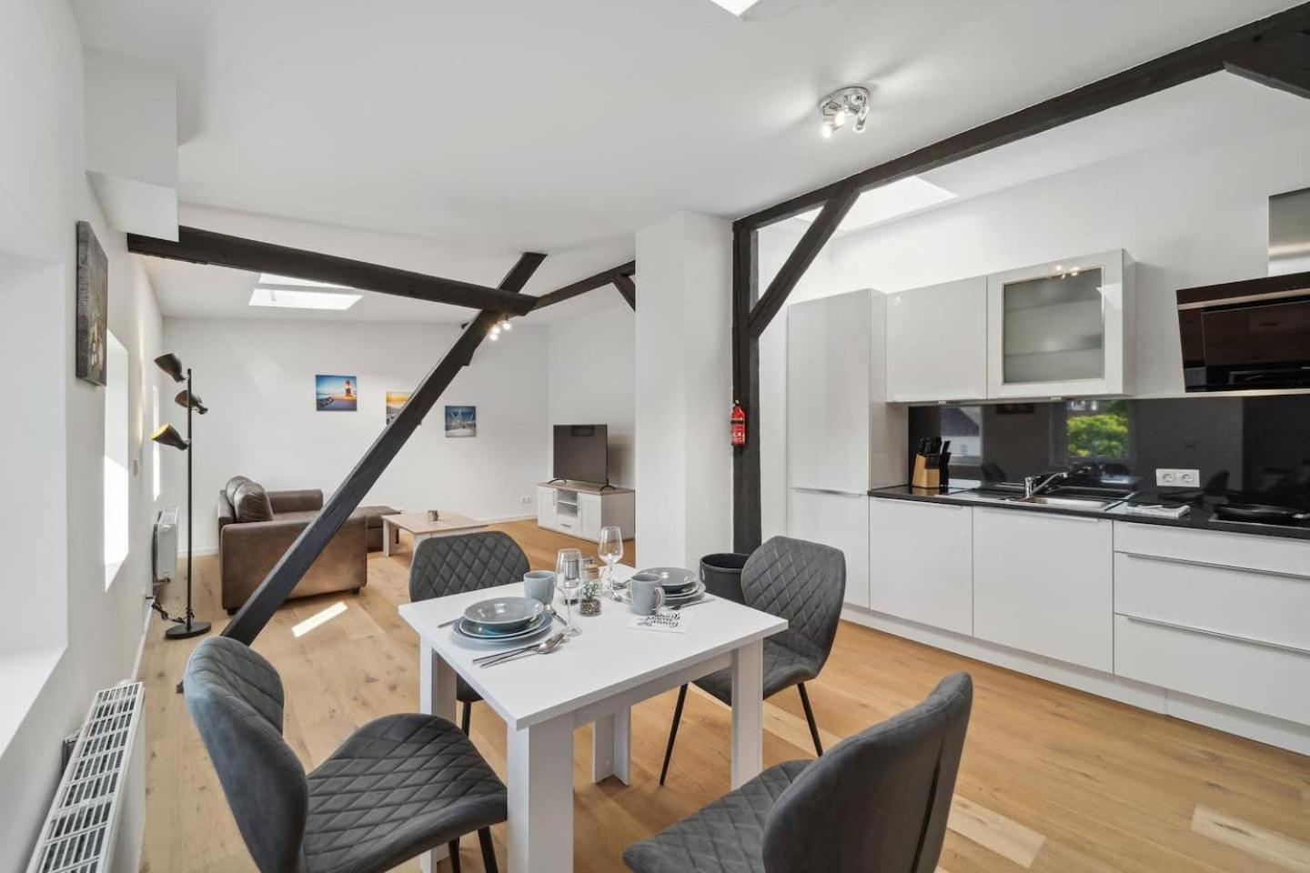 Infinity Stay Ferienapartments Rheinstrasse Wilhelmshaven Luaran gambar