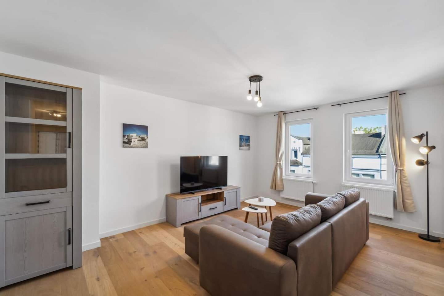 Infinity Stay Ferienapartments Rheinstrasse Wilhelmshaven Luaran gambar
