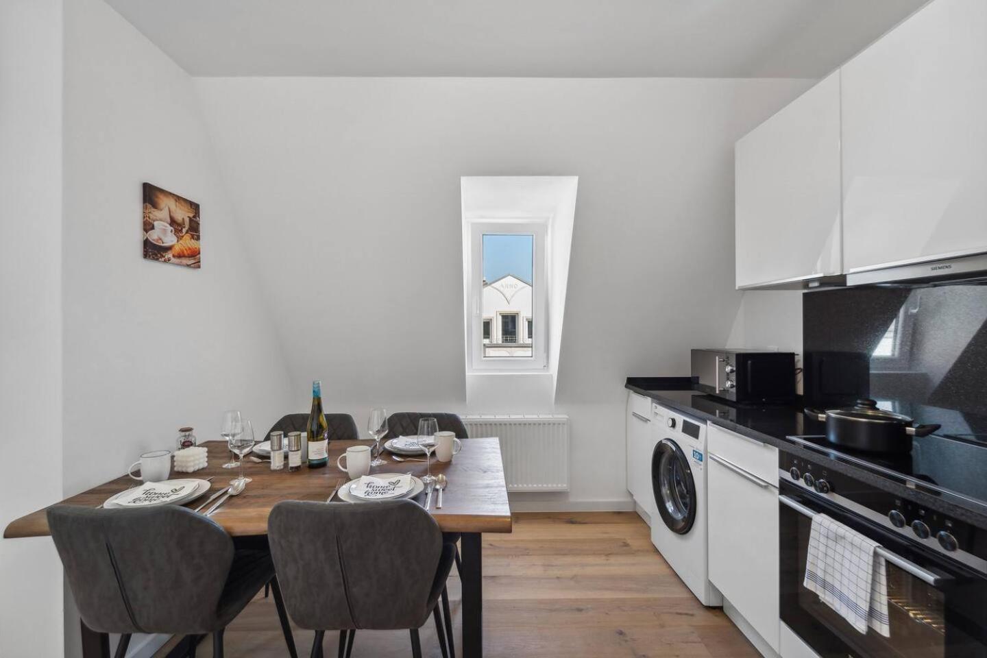 Infinity Stay Ferienapartments Rheinstrasse Wilhelmshaven Luaran gambar