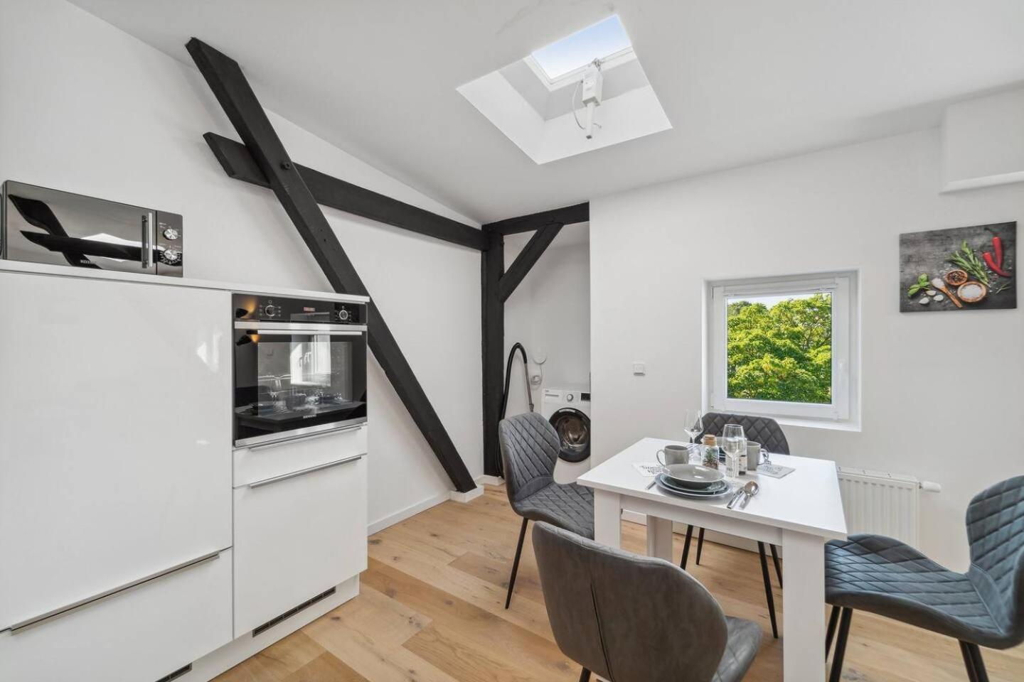 Infinity Stay Ferienapartments Rheinstrasse Wilhelmshaven Luaran gambar